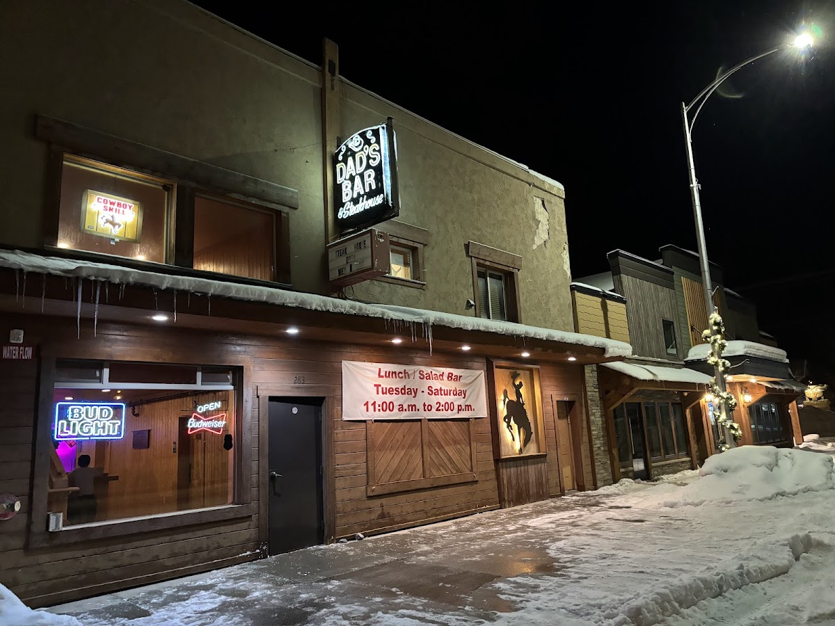 Dad's Bar & Steakhouse